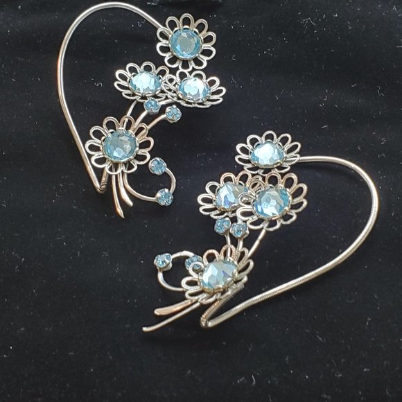 TRUE VINTAGE EAR HUGGERS - Picture 2 of 2